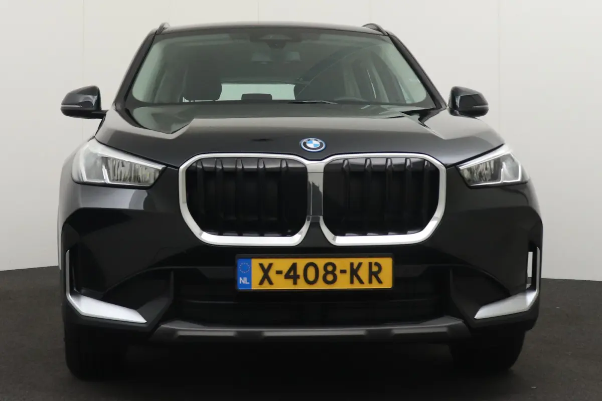 xDrive30e Carplay Camera Leder