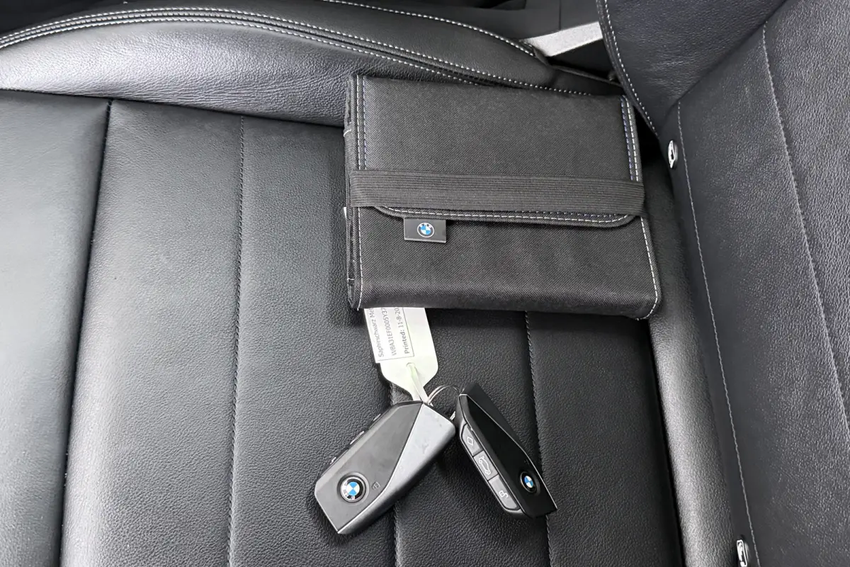 xDrive30e Carplay Camera Leder