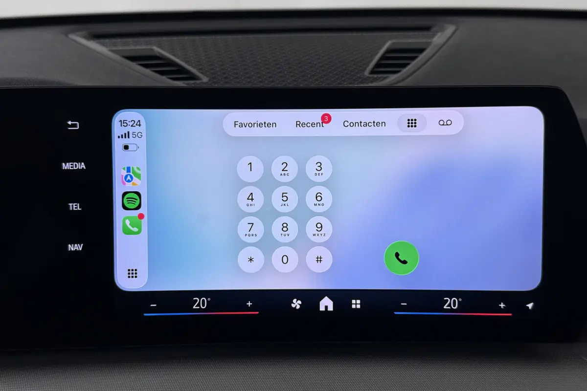 xDrive30e Carplay Camera Leder