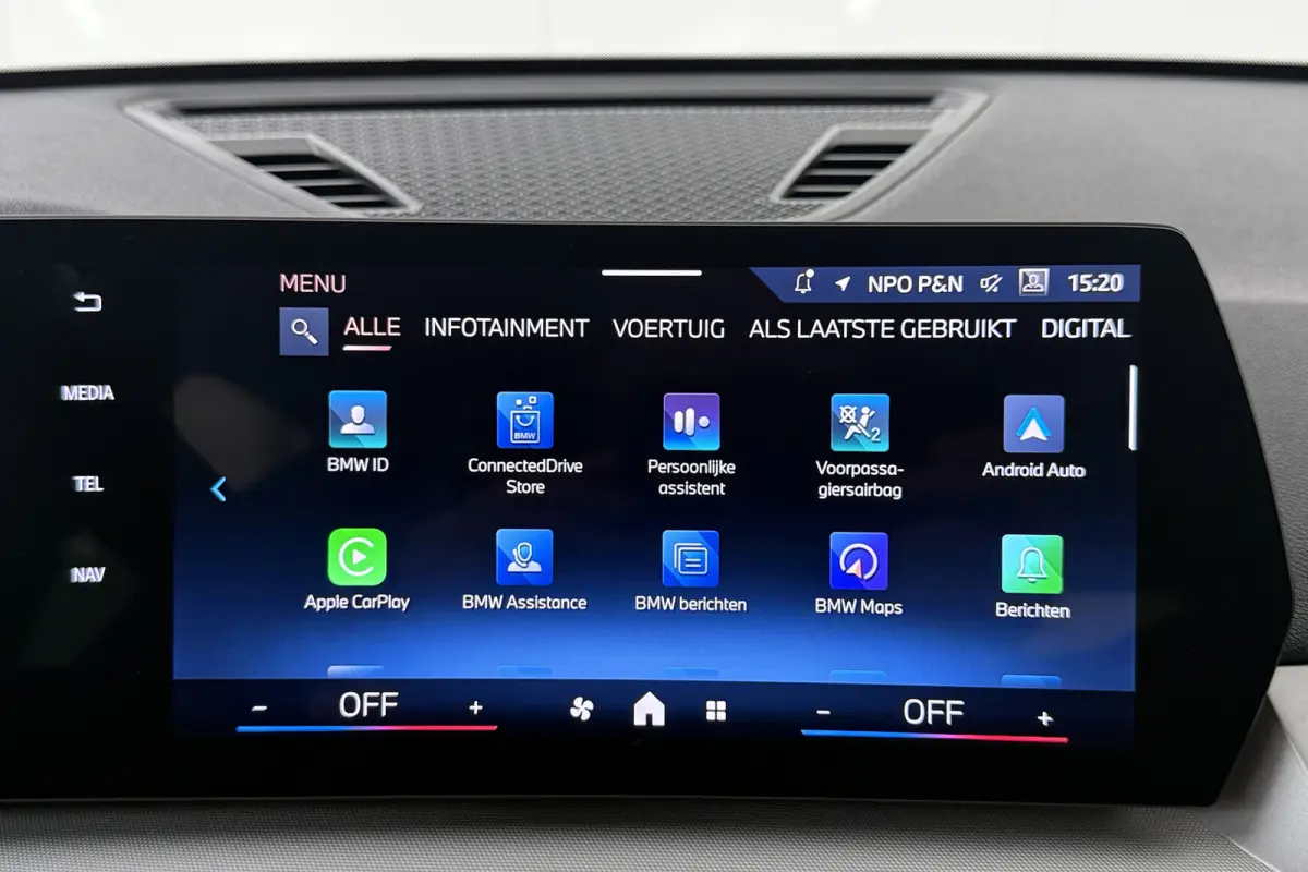xDrive30e Carplay Camera Leder