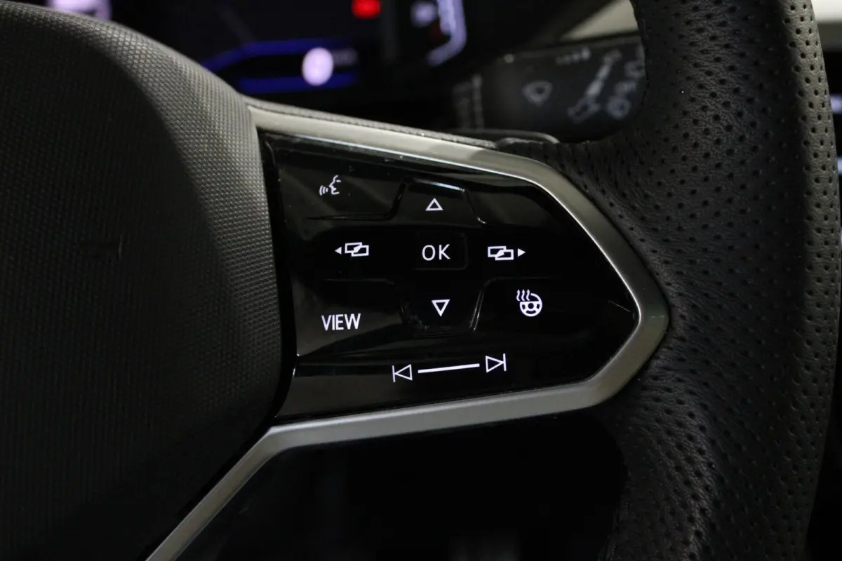 1.4 TSI eHybrid R-Line | Panoramadak | Stoelmassage | Trekhaak