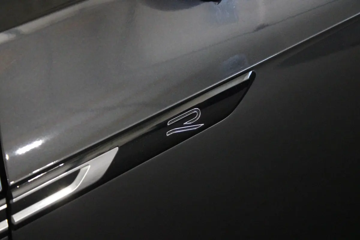 1.4 TSI eHybrid R-Line | Panoramadak | Stoelmassage | Trekhaak