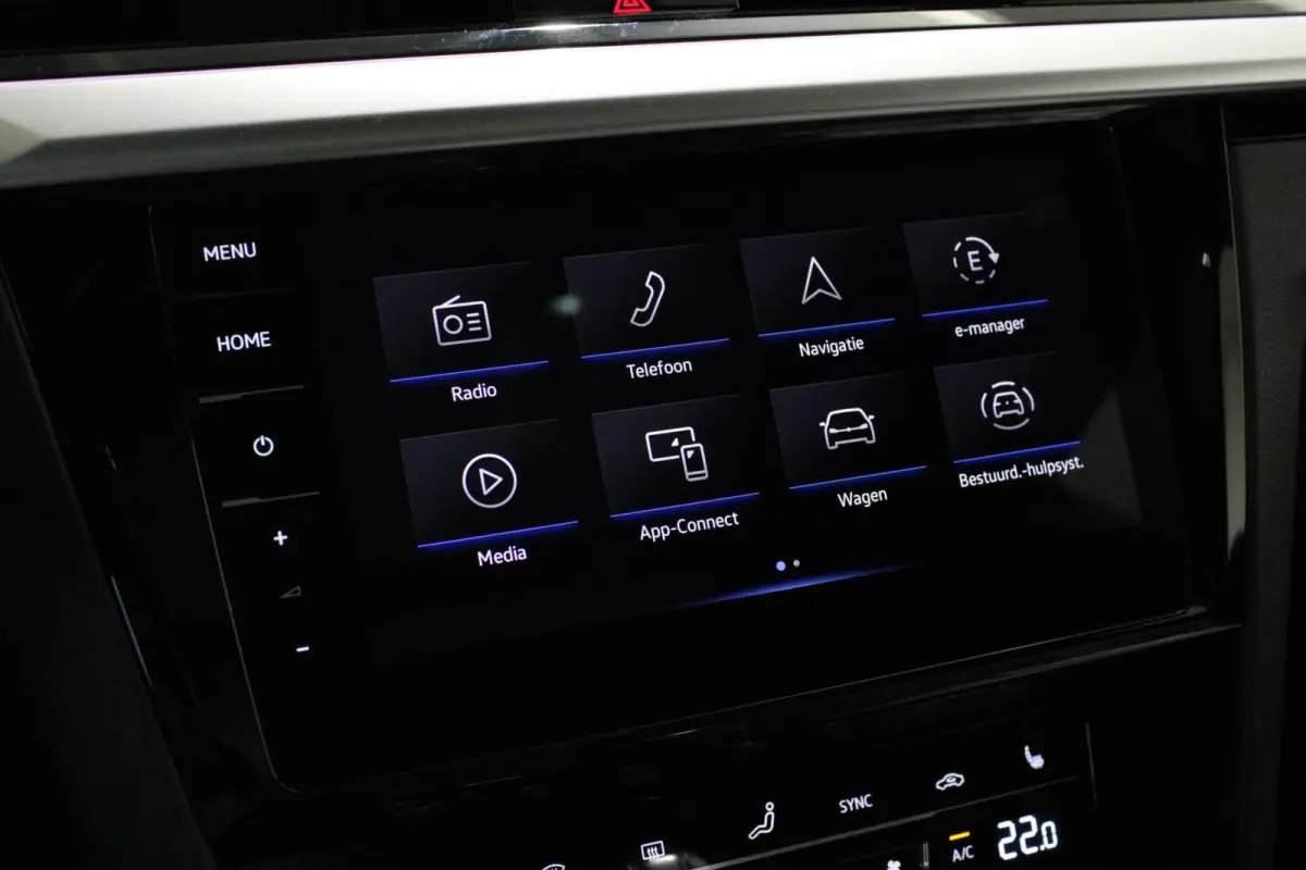 1.4 TSI eHybrid R-Line | Panoramadak | Stoelmassage | Trekhaak