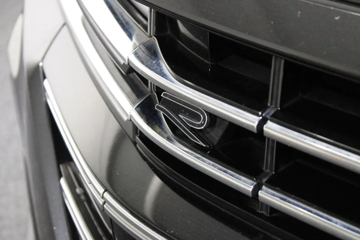 1.4 TSI eHybrid R-Line | Panoramadak | Stoelmassage | Trekhaak
