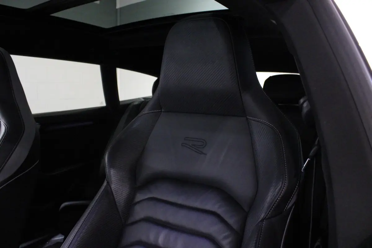 1.4 TSI eHybrid R-Line | Panoramadak | Stoelmassage | Trekhaak