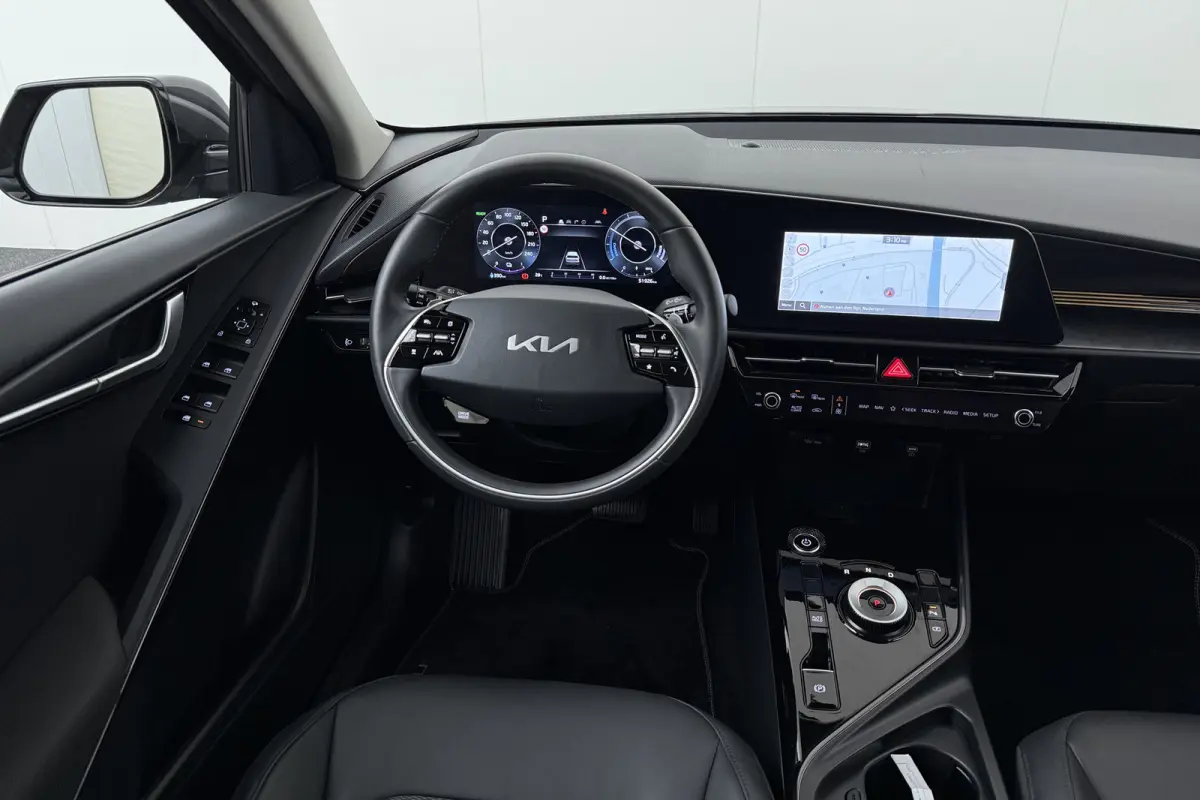 DynamicLine 64.8 kWh 3-Fase (98% SOH) Adapt. Cruise Carplay Camera