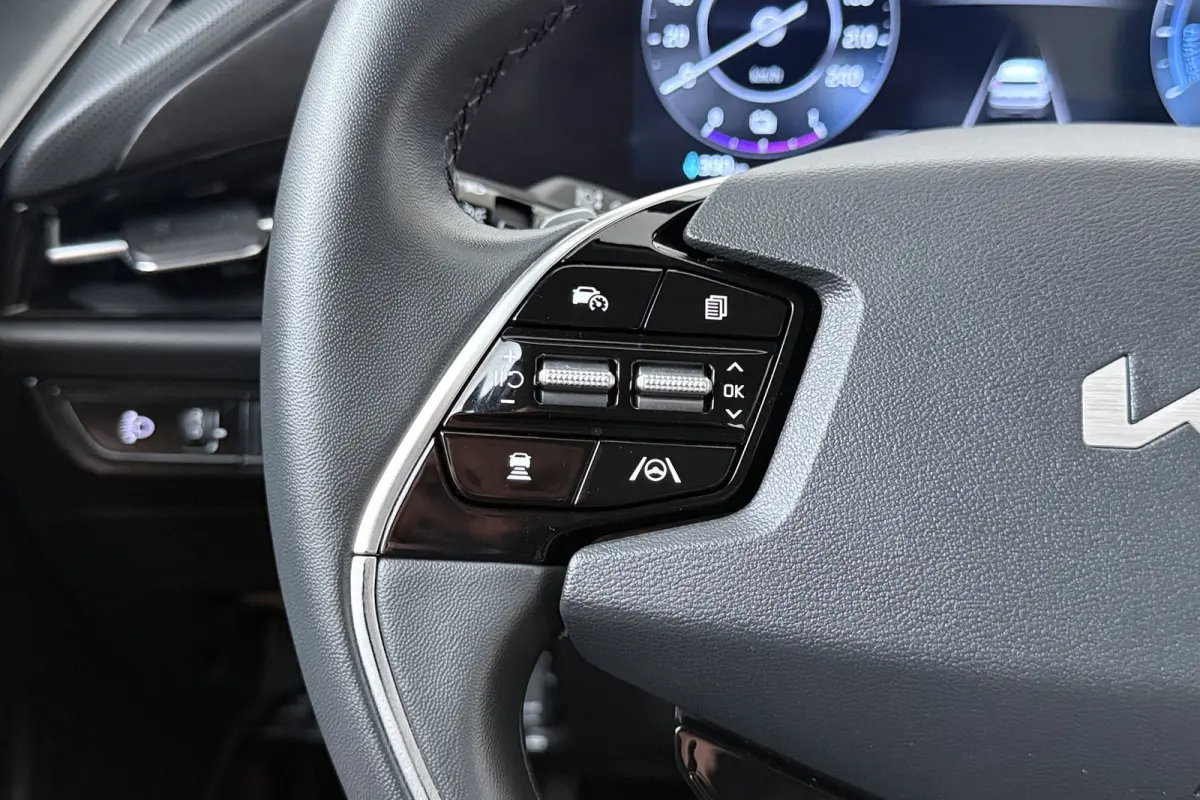 DynamicLine 64.8 kWh 3-Fase (98% SOH) Adapt. Cruise Carplay Camera