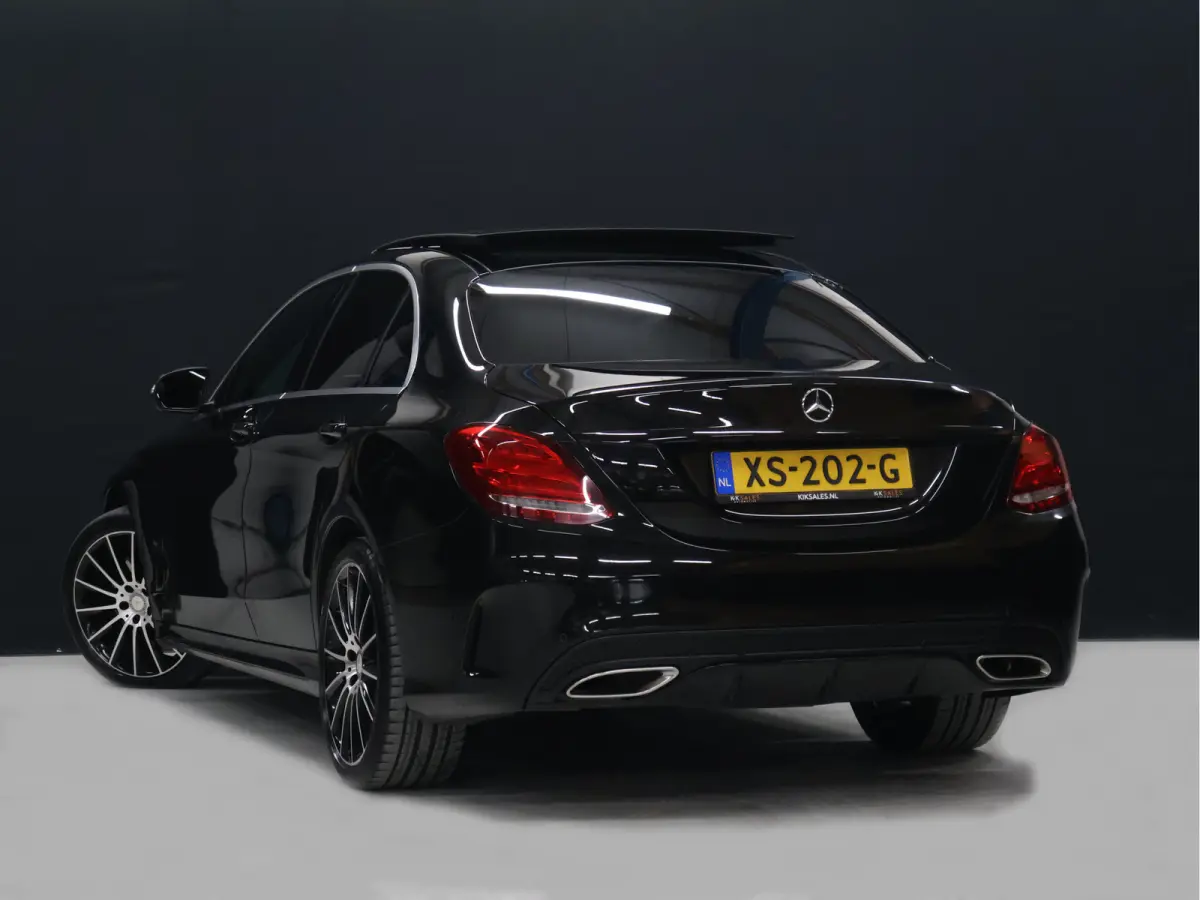 250 Prestige [SCHUIFKANTELDAK, STOELVERWARMING, CRUISE CONTROL, GARMIN R MAP PILOT, LEDER, BLUETOOTH, CLIMATE CONTROL, LED, LICHTMETALEN VELGEN 16", NIEUWSTAAT]