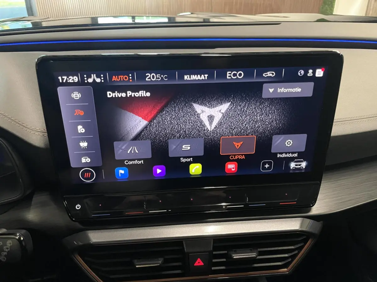 1.4 e-Hybrid VZ Tribe Edition 245 PK/ Cam/ Memo/ 19''LMV/ CarPlay