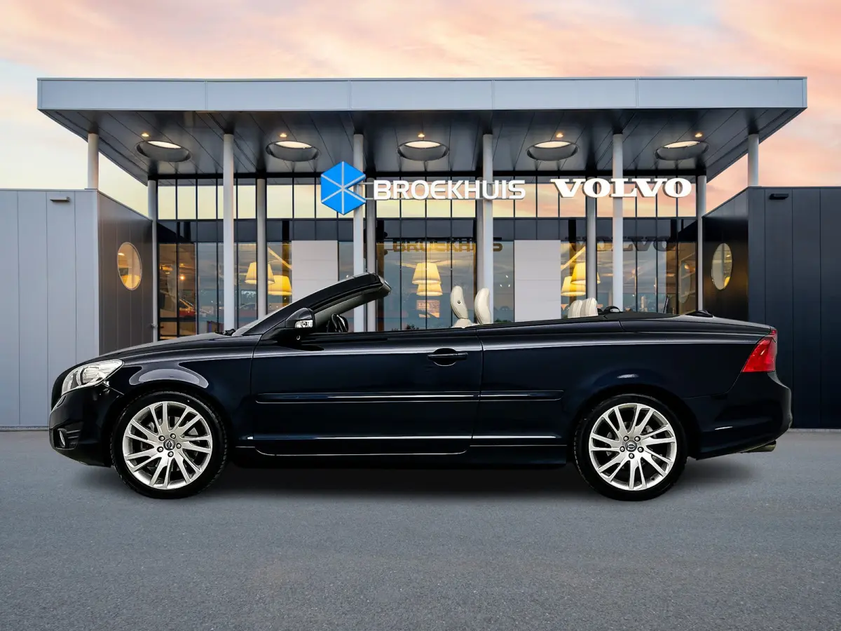 Convertible C70 2.5 T5 Tourer Luxury Line | ORIG. NL | 18" | Elektrisch verst. Lederen Stoelen | Stoelverwarming | BLIS | Xenon | Keyless | Navigatie | Alarm Klasse 3