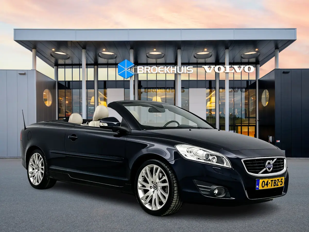 Convertible C70 2.5 T5 Tourer Luxury Line | ORIG. NL | 18" | Elektrisch verst. Lederen Stoelen | Stoelverwarming | BLIS | Xenon | Keyless | Navigatie | Alarm Klasse 3