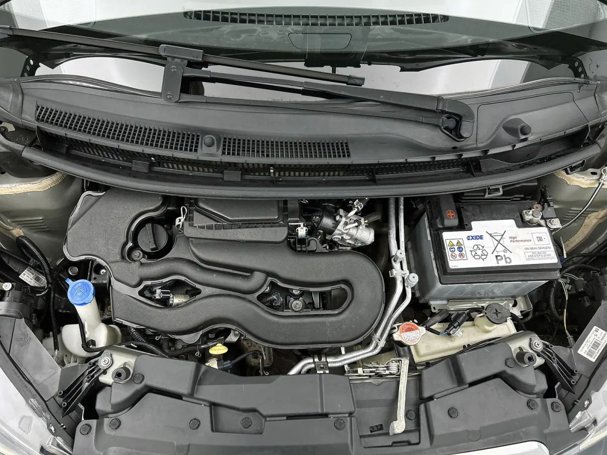 1.0 72pk Active | Airco | IsoFix | Bluetooth |