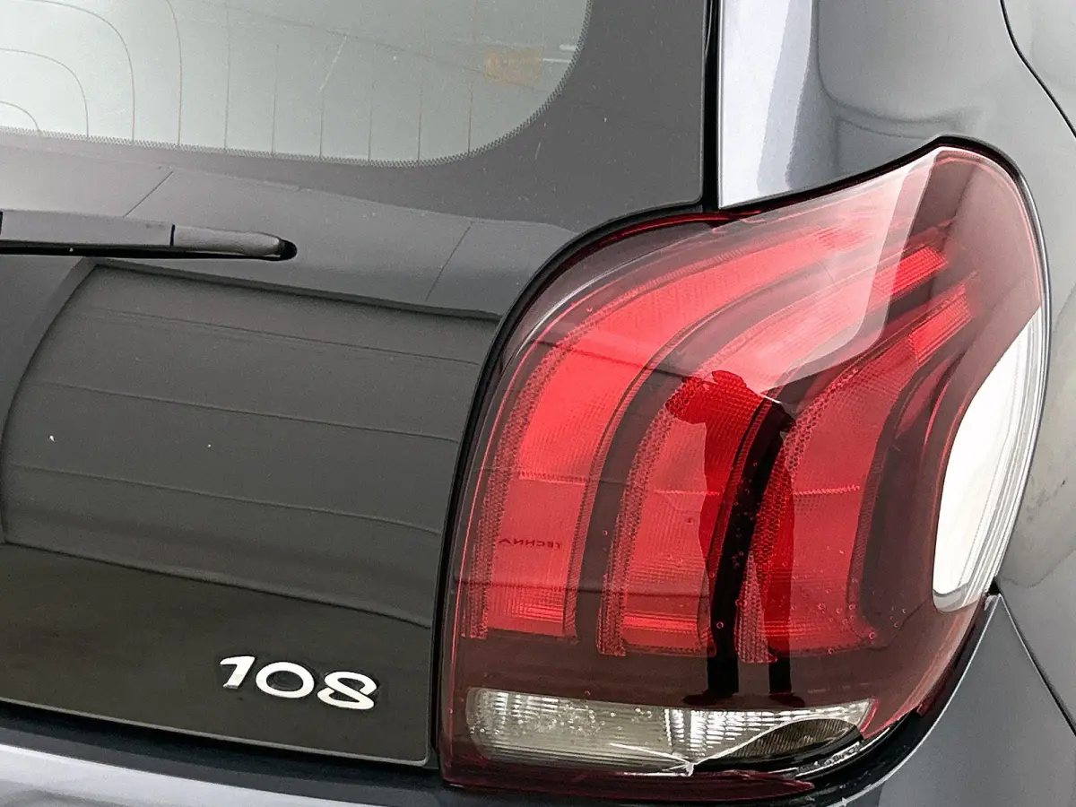 1.0 72pk Active | Airco | IsoFix | Bluetooth |
