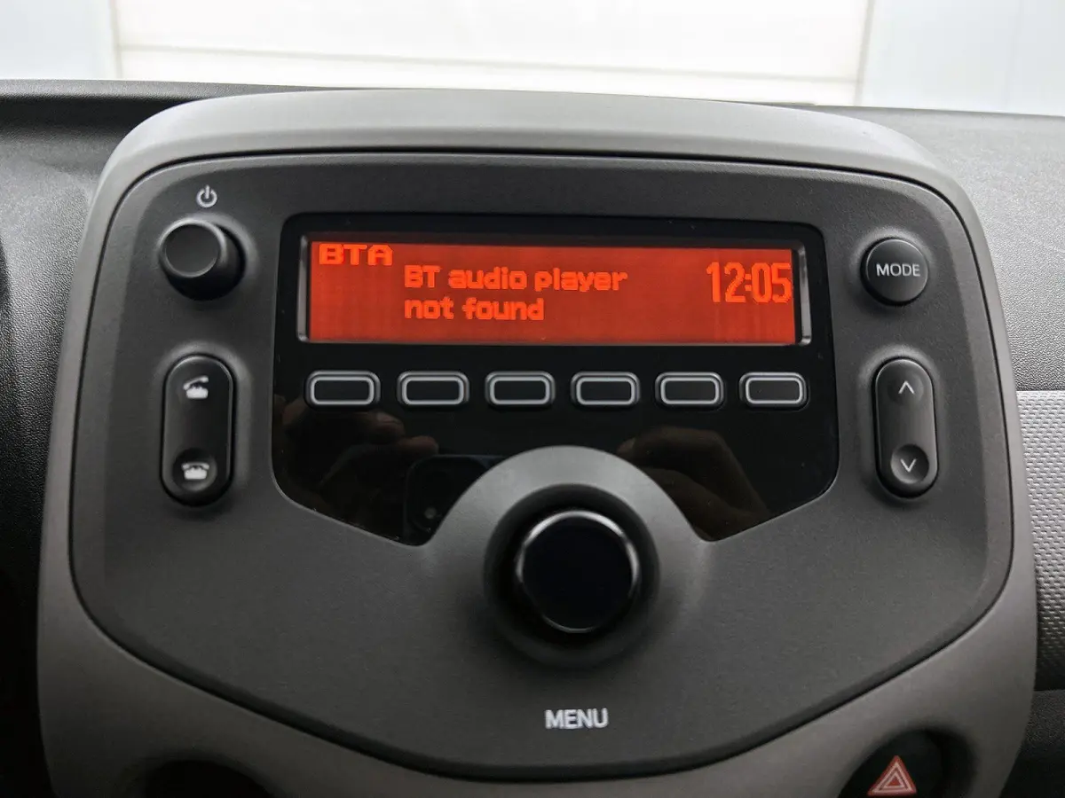 1.0 72pk Active | Airco | IsoFix | Bluetooth |