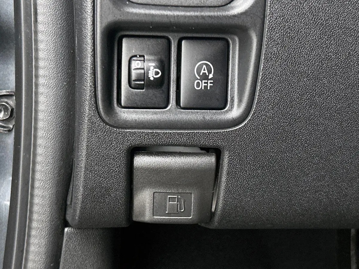 1.0 72pk Active | Airco | IsoFix | Bluetooth |