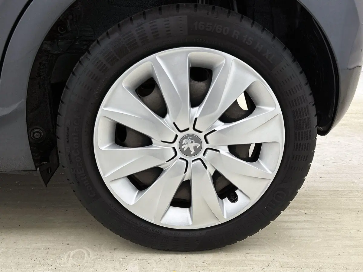 1.0 72pk Active | Airco | IsoFix | Bluetooth |