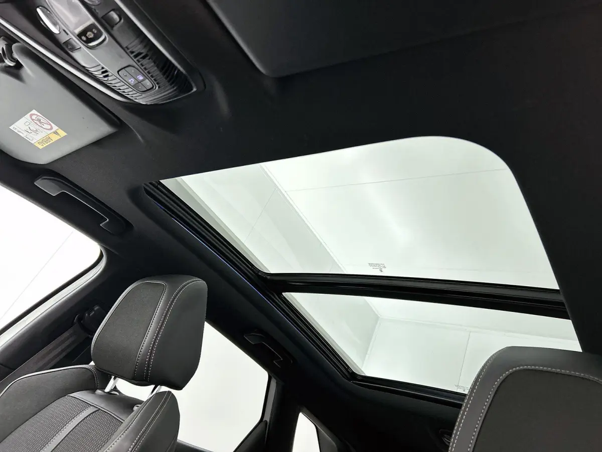 1.2 130pk GT Automaat | Schuif-/Kanteldak | Navigatie | Apple CarPlay/Android Auto | Adaptieve Cruise Control | Camera | Climate Control | Night Vision | Dodehoekdetectie | Keyless Entry/Sta