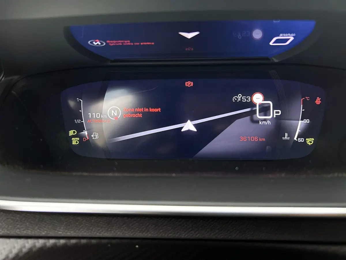 SUV 1.2 130pk GT Automaat Elektrisch Verstelb. Bestuurdersstoel | Schuif-/Kanteldak | Navigatie | Camera | Climate Control | Adaptieve Cruise Control | LED | 17"LMV |