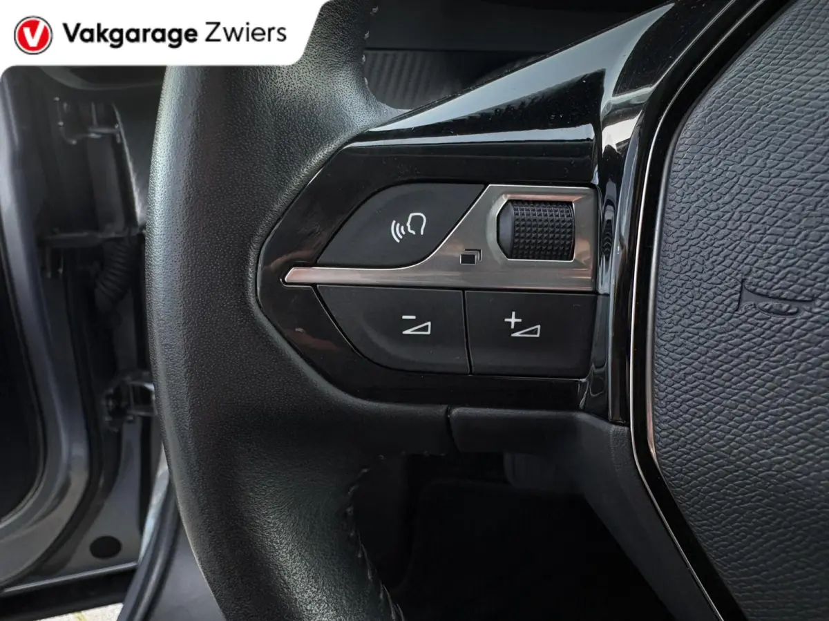 EV Blue Lease Allure 50 kWh|SOH90.3%|3-Fase|3D I-cockpit | Carplay|Cruise|Navi|Camera|