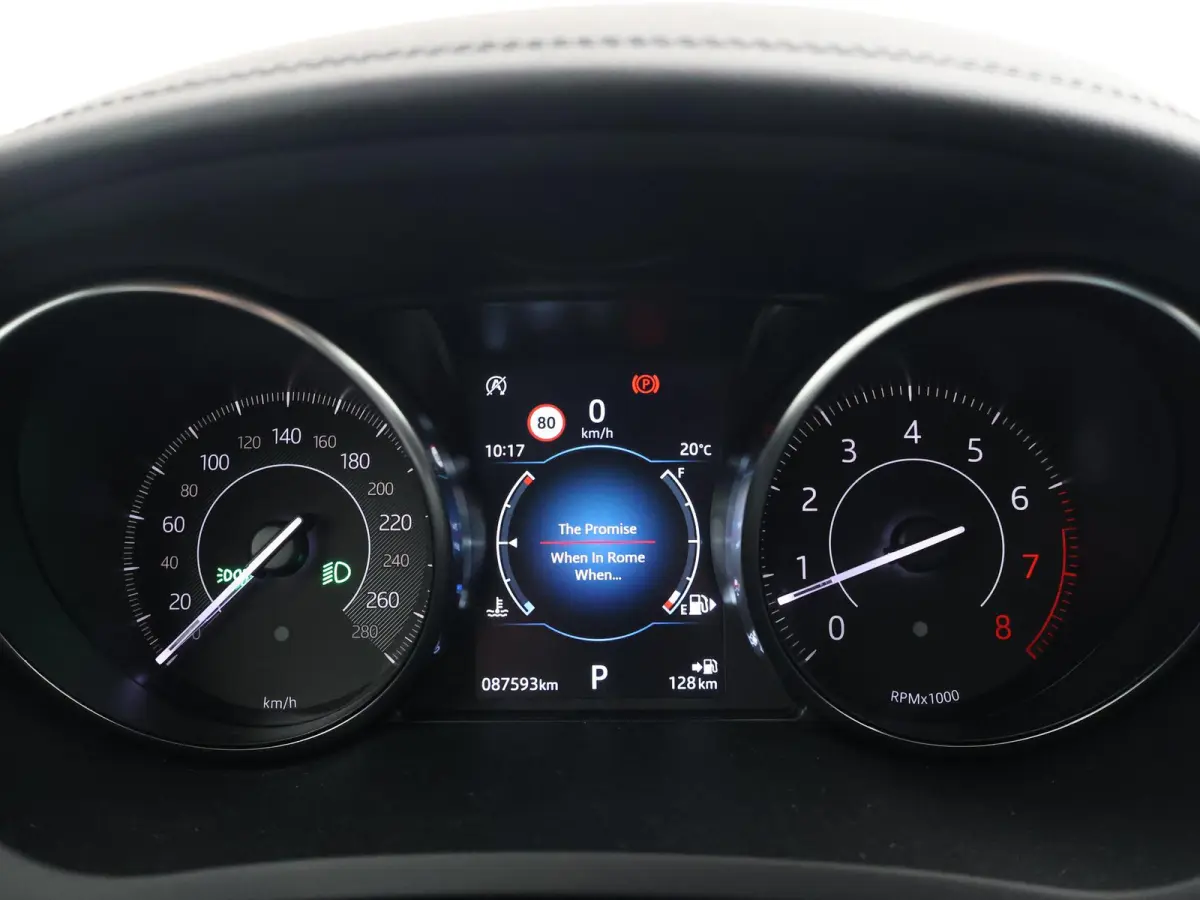 2.0 P200 AWD S + CARPLAY | AFN. TREKHAAK | STANDKACHEL | LEDER | CAMERA