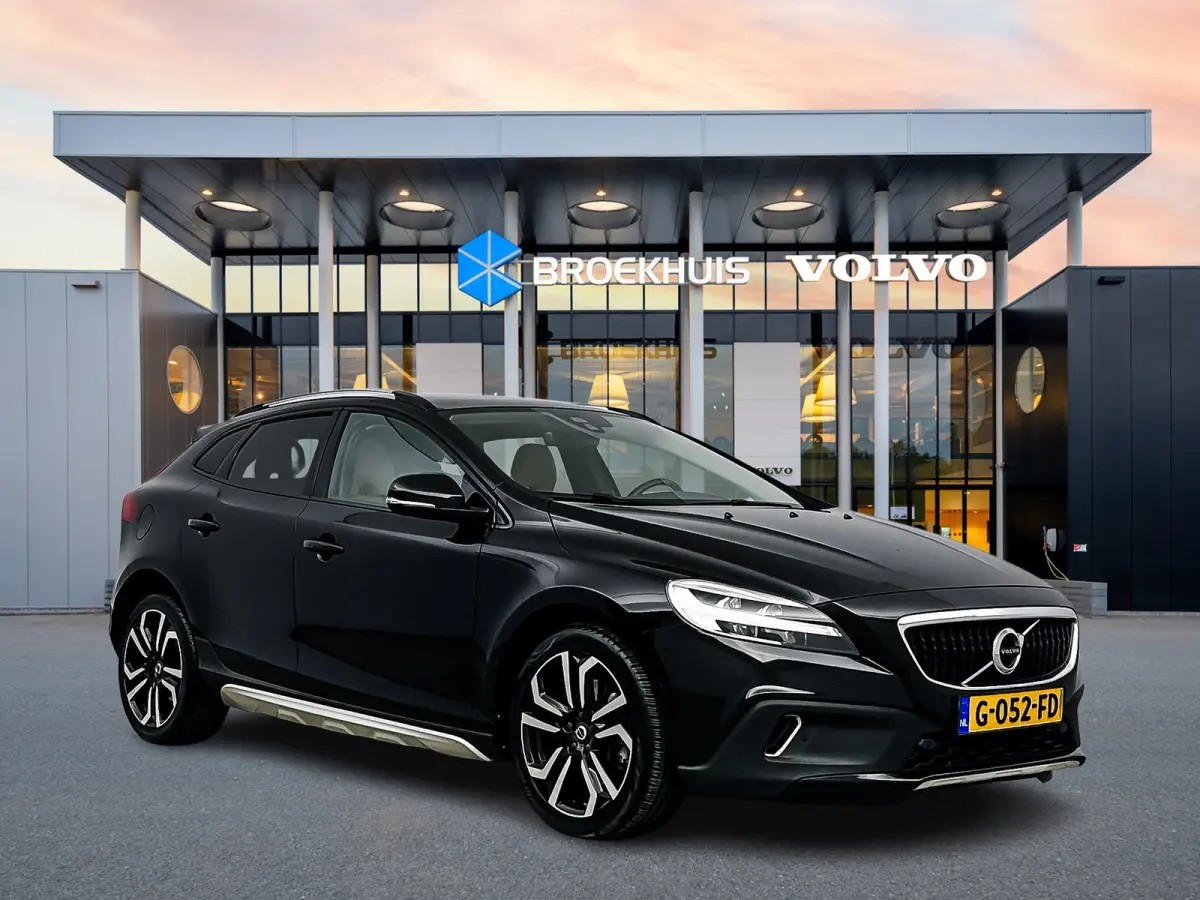 T3 Polar+ Luxury | 1E EIGENAAR | 18" Allseason | Exterior Styling Pack | Leder | Panoramadak | Parkeercamera | Keyless | Parkeerverwarming | Stoelverwarming | PDC V+A