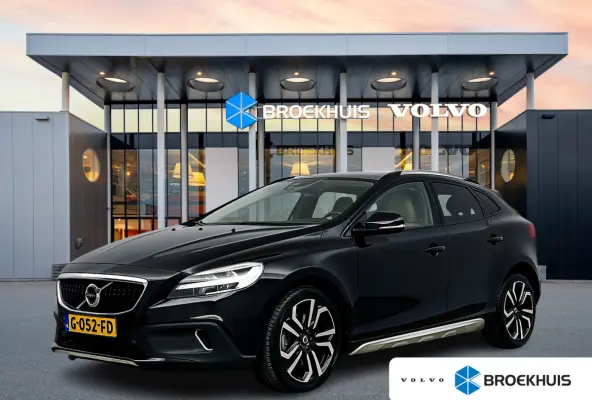 T3 Polar+ Luxury | 1E EIGENAAR | 18" Allseason | Exterior Styling Pack | Leder | Panoramadak | Parkeercamera | Keyless | Parkeerverwarming | Stoelverwarming | PDC V+A