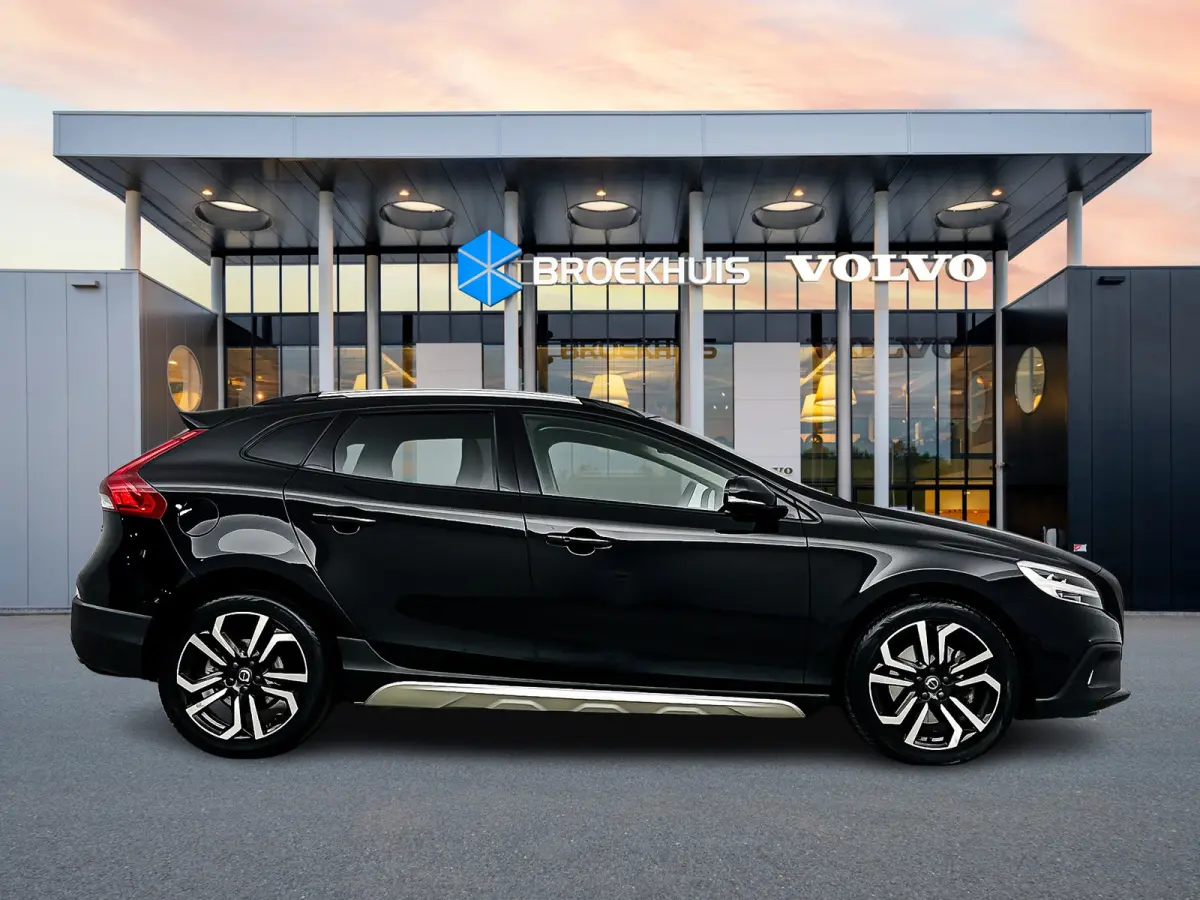 T3 Polar+ Luxury | 1E EIGENAAR | 18" Allseason | Exterior Styling Pack | Leder | Panoramadak | Parkeercamera | Keyless | Parkeerverwarming | Stoelverwarming | PDC V+A