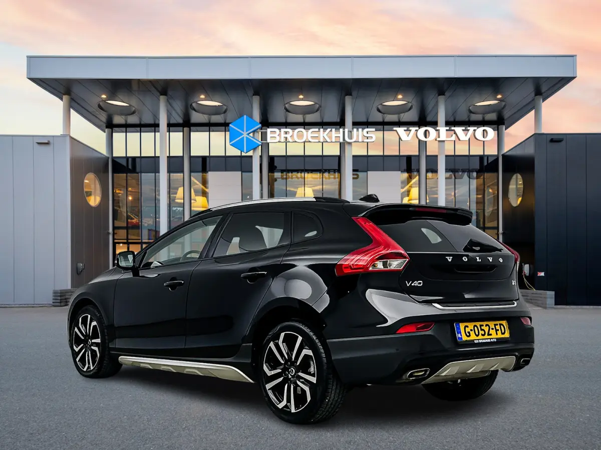 T3 Polar+ Luxury | 1E EIGENAAR | 18" Allseason | Exterior Styling Pack | Leder | Panoramadak | Parkeercamera | Keyless | Parkeerverwarming | Stoelverwarming | PDC V+A