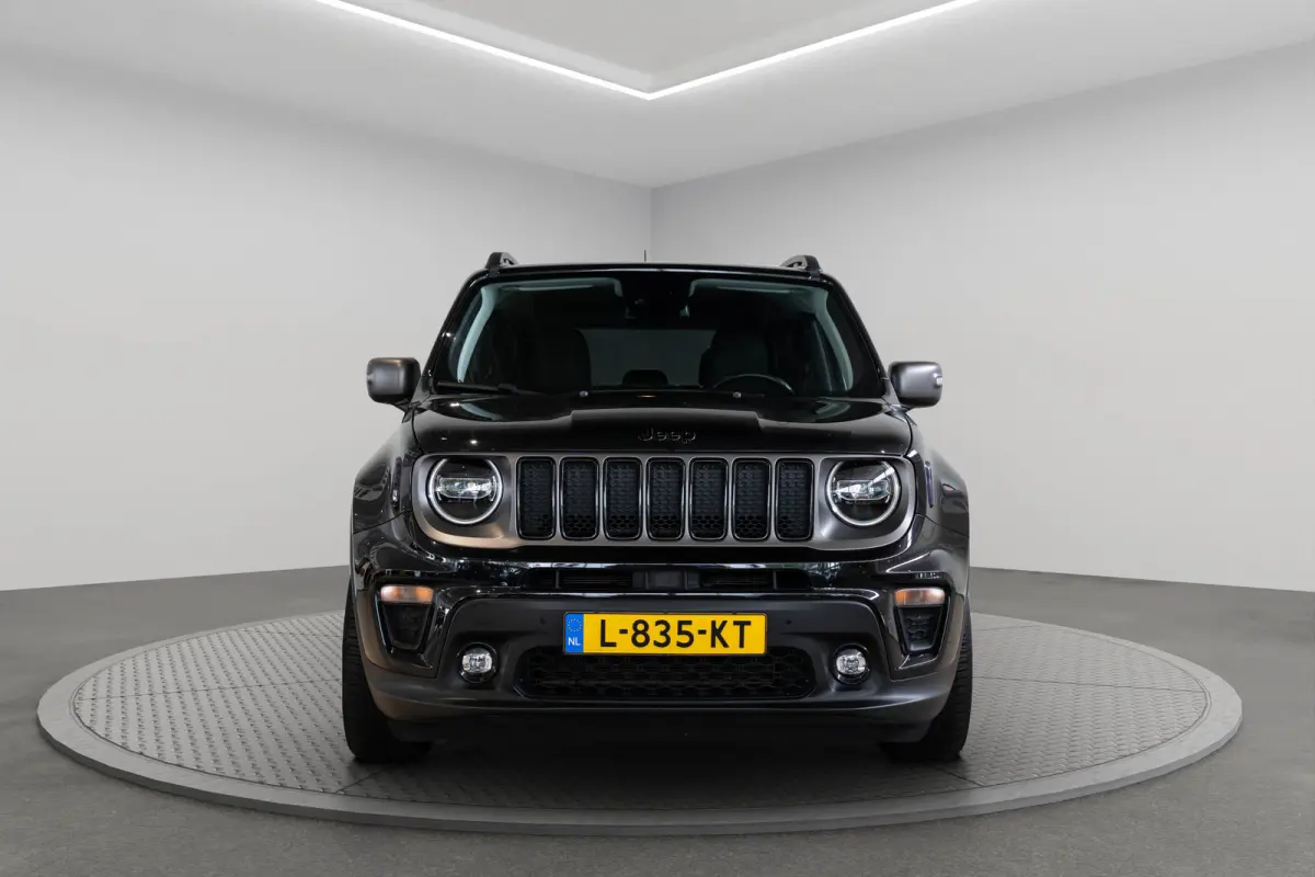 1.0T Limited | Stoel & Stuurverwarming | Trekhaak | Camera | Apple Carplay & Android Auto | Parkeersensoren |