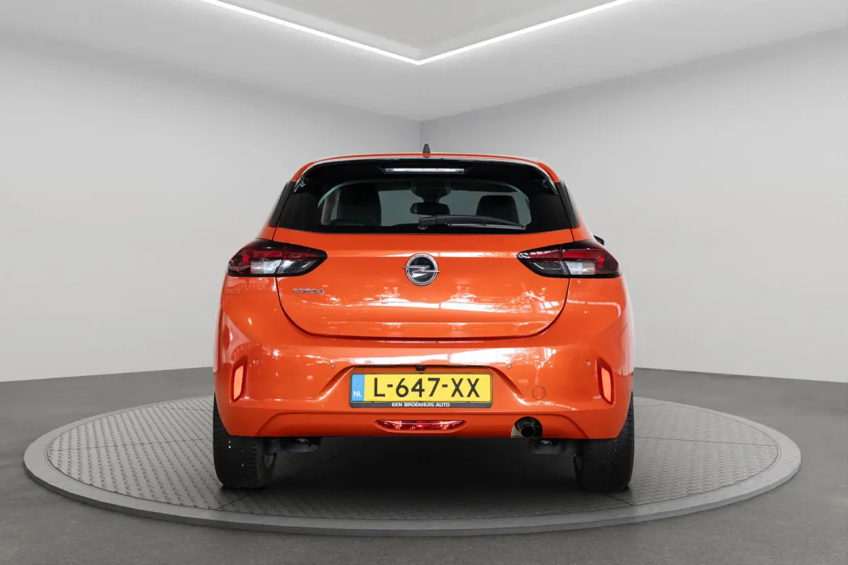 1.2T 100PK Elegance | Climate Controle | Camera | Navigatie | Keyless Entry & Start | Apple Carplay & Android Auto | Parkeersensoren |