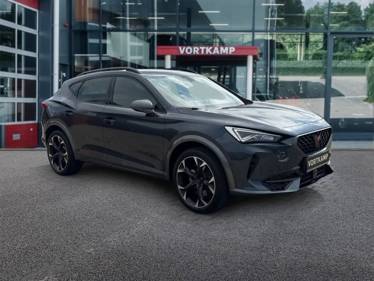 1.4 TSI e-HYBRID VZ ZWENK.TREKHAAK/ACC/MATRIX/CAMERA/ACC/STOELVERW
