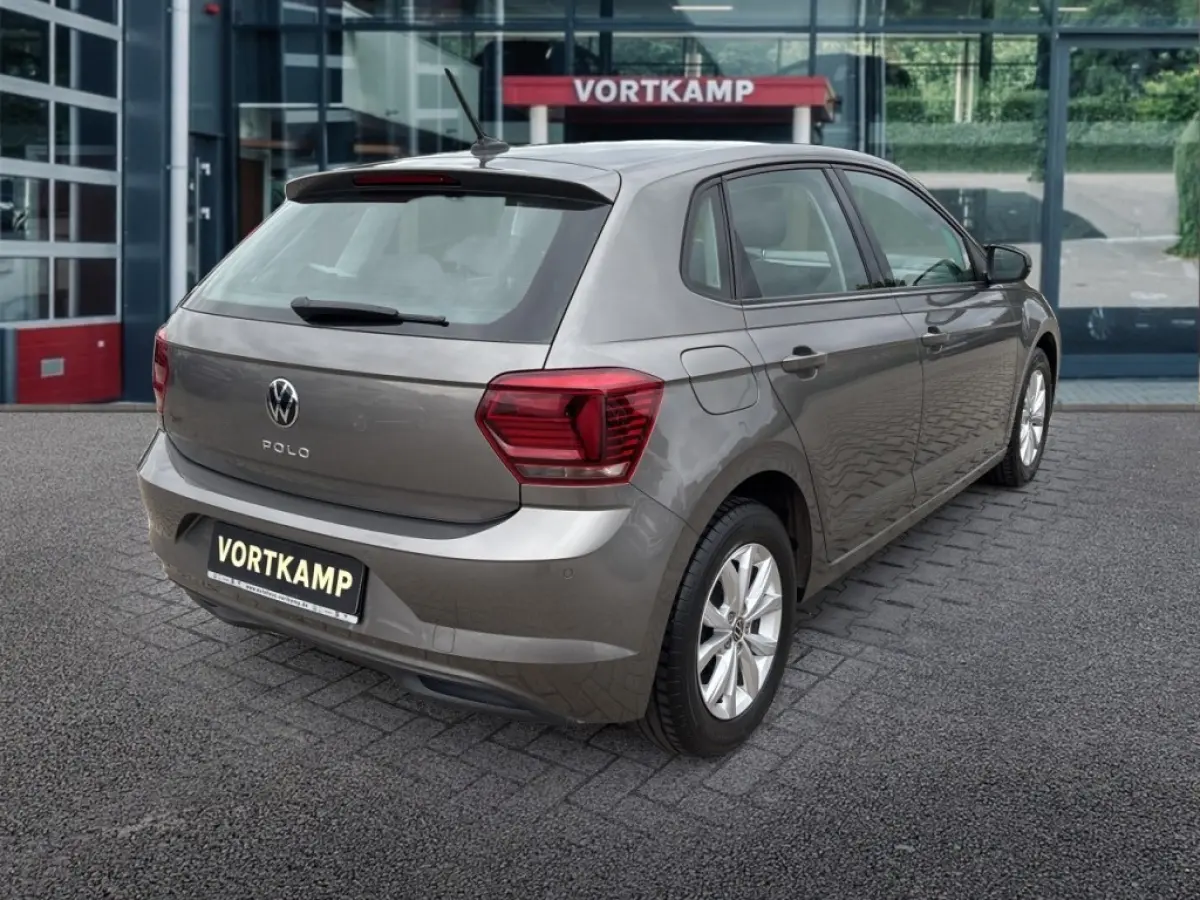 1.0 COMFORTLINE CARPLAY/PDC/STOELVERW/CRUISE/15''INCH