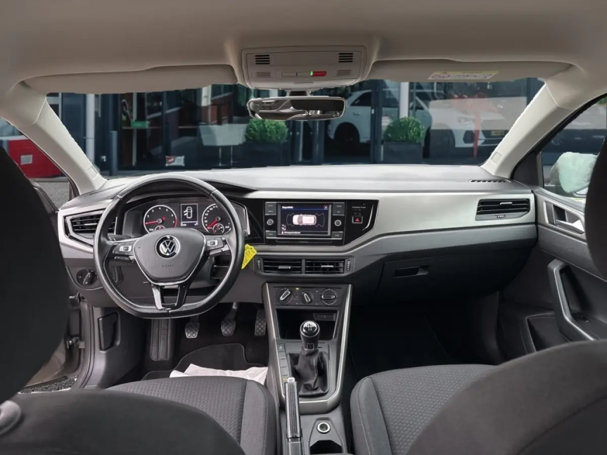1.0 COMFORTLINE CARPLAY/PDC/STOELVERW/CRUISE/15''INCH