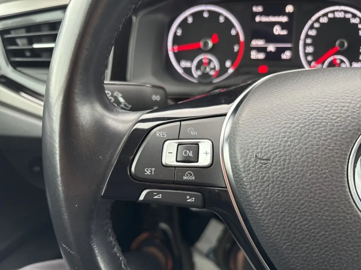1.0 COMFORTLINE CARPLAY/PDC/STOELVERW/CRUISE/15''INCH