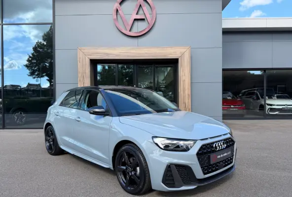 25 TFSI S-tronic S-line | Led | Navi | Carplay | Adapt. Cruise | Stoelverwarming | Rijklaar incl. garantie