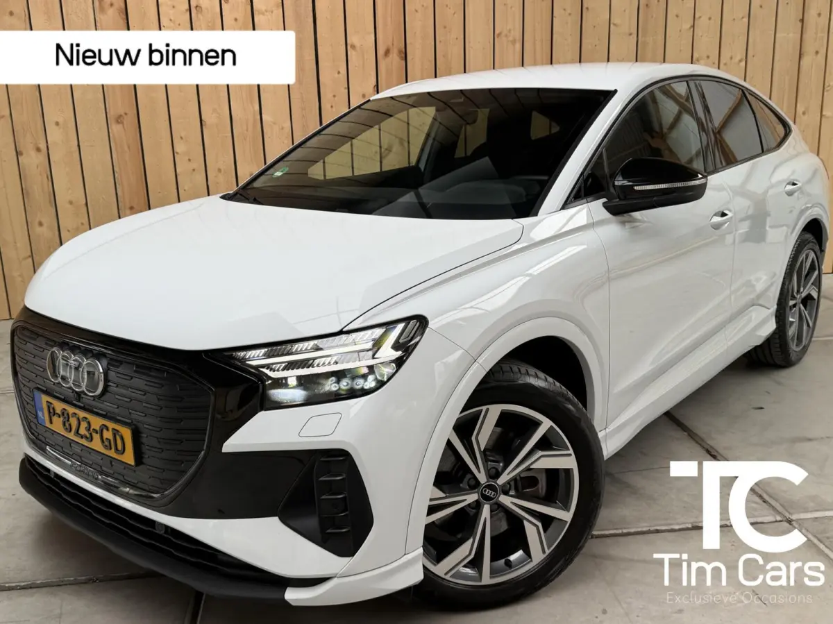 40 Advanced edition 77 kWh SoH 96,69% | Achteruitrijcamera | Apple CarPlay/Android Auto | Adaptieve cruise control | Climate control | Extra getint glas | LED verlichting | Parkeersensoren v