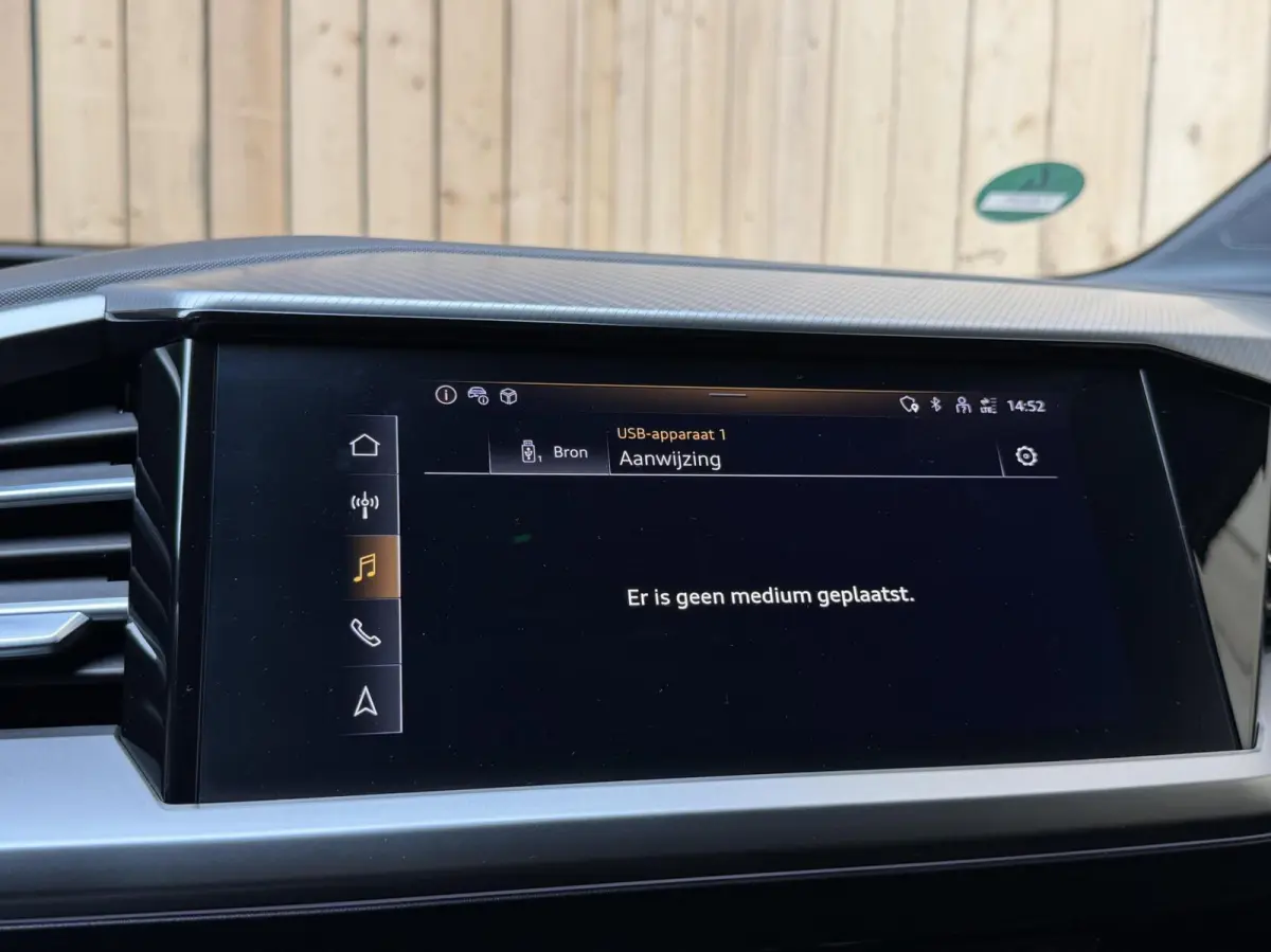 40 Advanced edition 77 kWh SoH 96,69% | Achteruitrijcamera | Apple CarPlay/Android Auto | Adaptieve cruise control | Climate control | Extra getint glas | LED verlichting | Parkeersensoren v