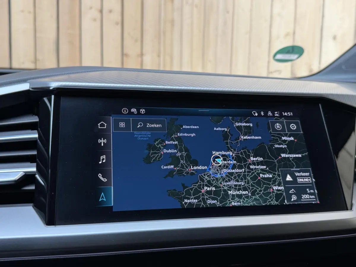 40 Advanced edition 77 kWh SoH 96,69% | Achteruitrijcamera | Apple CarPlay/Android Auto | Adaptieve cruise control | Climate control | Extra getint glas | LED verlichting | Parkeersensoren v