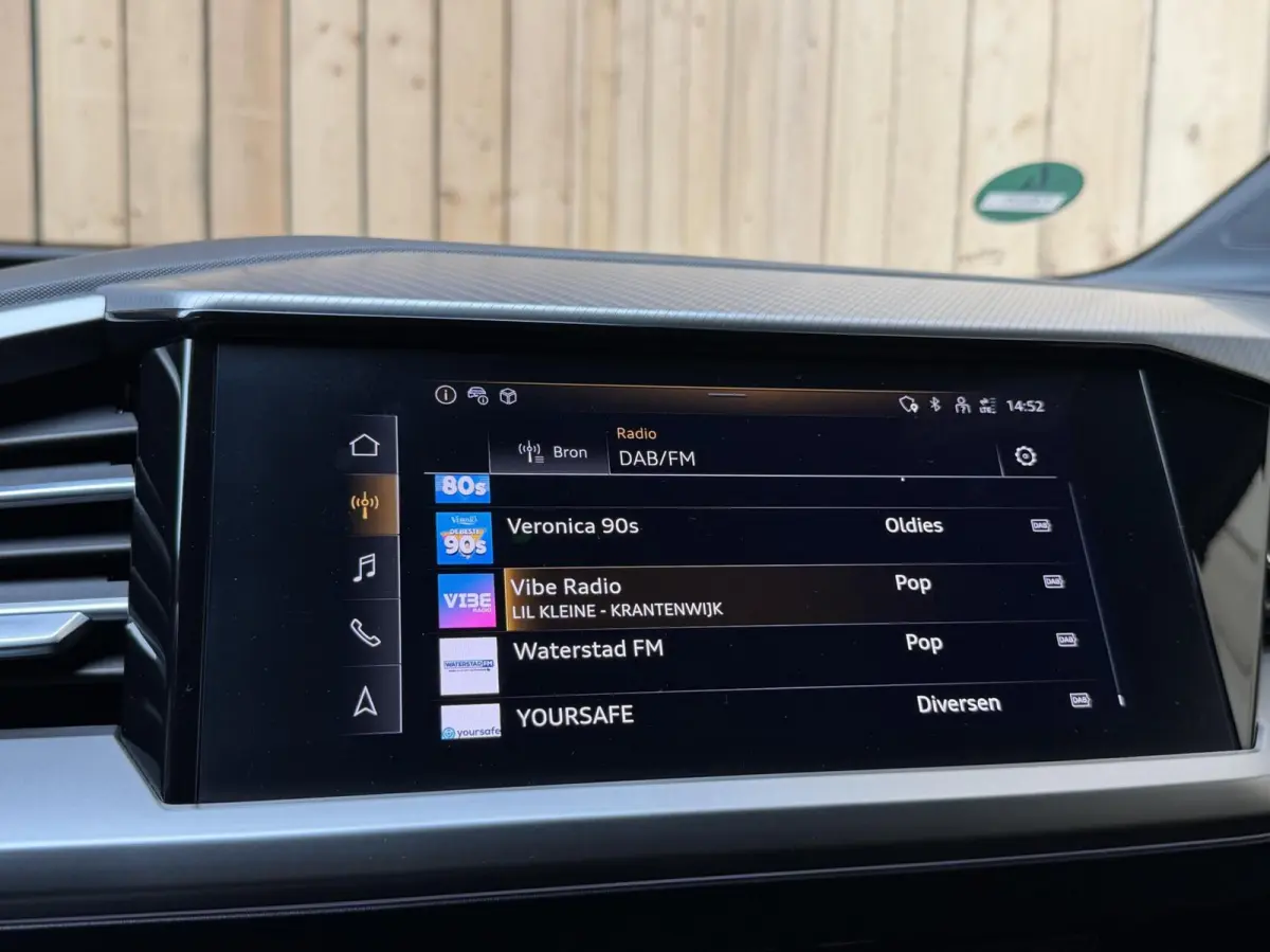 40 Advanced edition 77 kWh SoH 96,69% | Achteruitrijcamera | Apple CarPlay/Android Auto | Adaptieve cruise control | Climate control | Extra getint glas | LED verlichting | Parkeersensoren v
