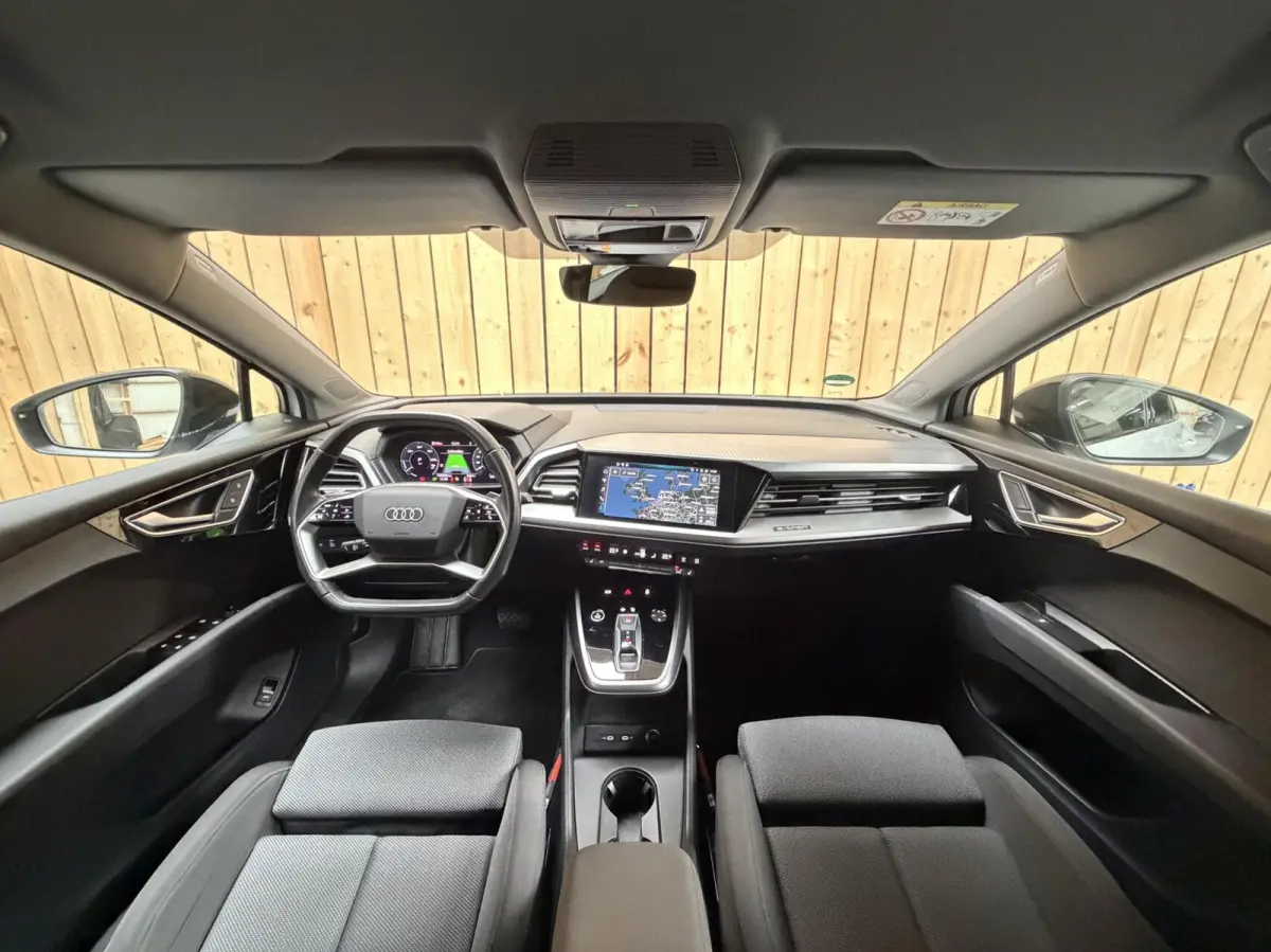 40 Advanced edition 77 kWh SoH 96,69% | Achteruitrijcamera | Apple CarPlay/Android Auto | Adaptieve cruise control | Climate control | Extra getint glas | LED verlichting | Parkeersensoren v