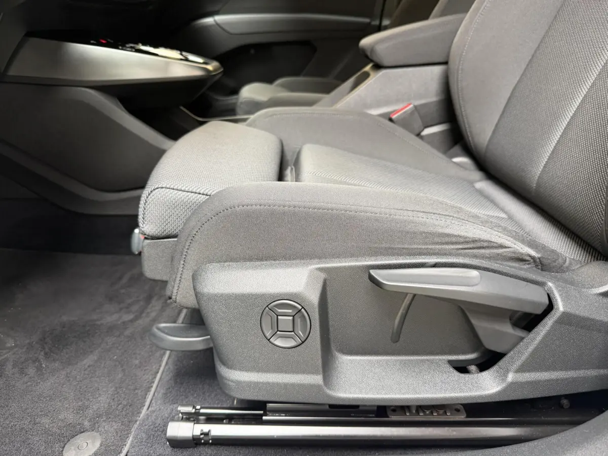40 Advanced edition 77 kWh SoH 96,69% | Achteruitrijcamera | Apple CarPlay/Android Auto | Adaptieve cruise control | Climate control | Extra getint glas | LED verlichting | Parkeersensoren v