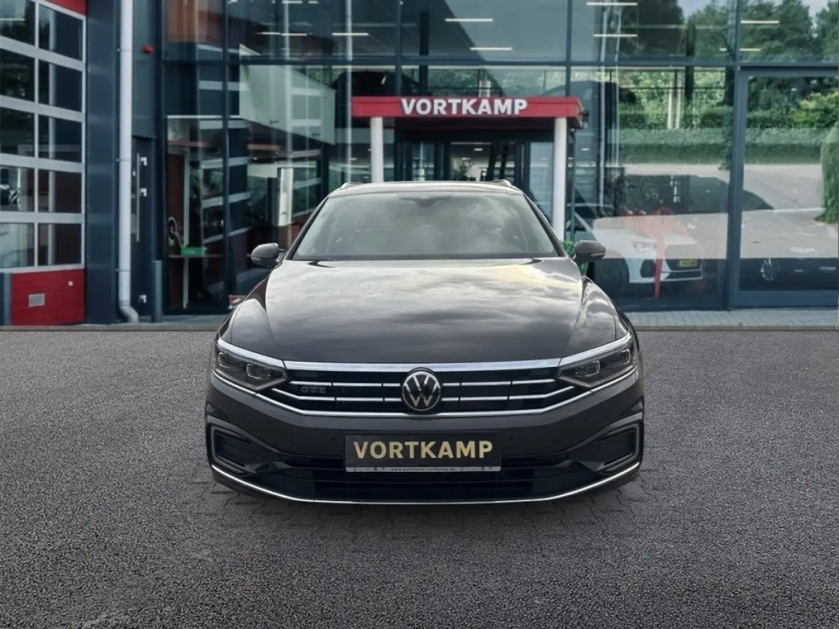 1.4 TSI GTE ZWENK.TREKHAAK/LEDER/ACC/CAMERA/E-KLEP/IQ-LIGHTS