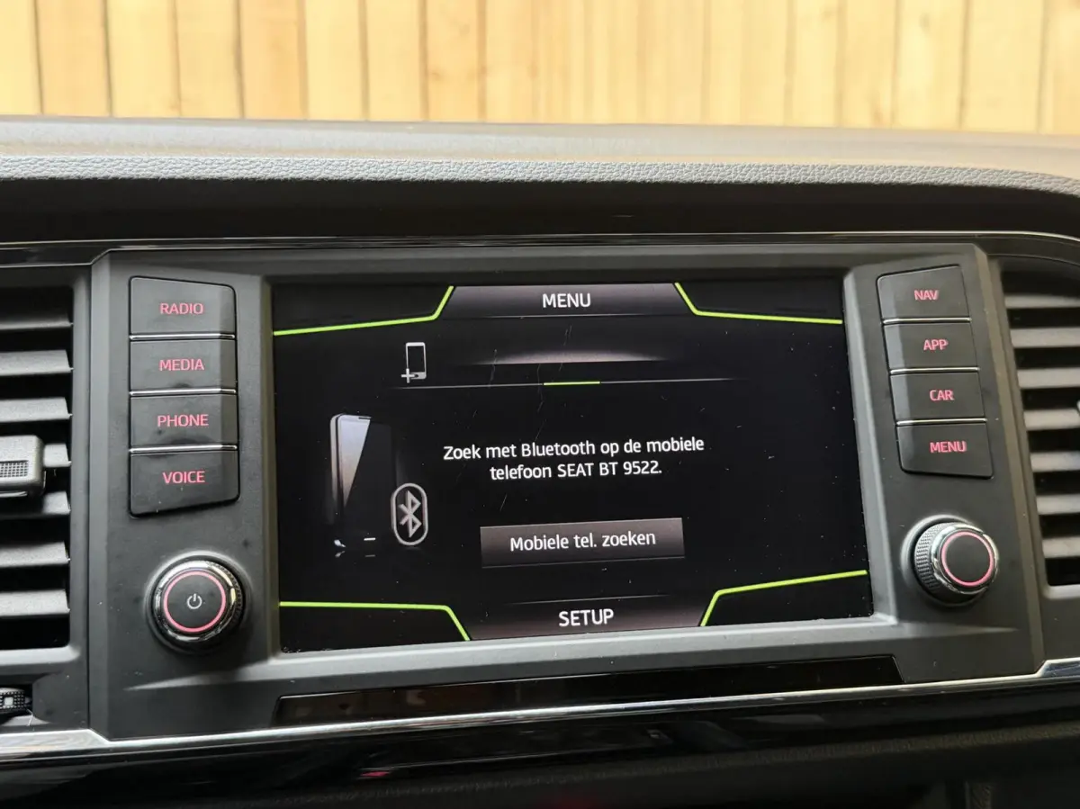 1.4 EcoTSI FR 150pk Apple CarPlay/Android Auto Full-Link | Achteruitrijcamera | Adaptieve cruise control | Climate control | Elektrisch bedienbare achterklep | LED verlichting | Stoelverwarm