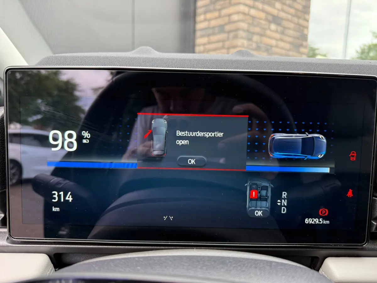Premium 44 kWh Navi, Adop cruise, 360-gr camera, BLIS, Elk klep, Alcantara leder etc.