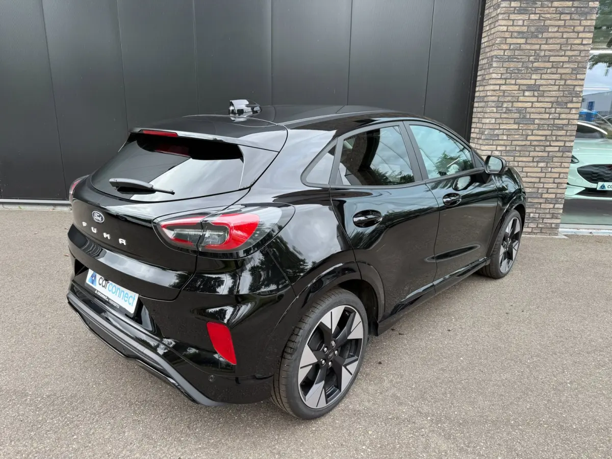 Premium 44 kWh Navi, Adop cruise, 360-gr camera, BLIS, Elk klep, Alcantara leder etc.