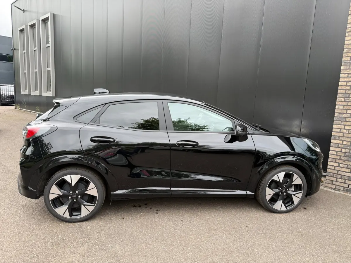 Premium 44 kWh Navi, Adop cruise, 360-gr camera, BLIS, Elk klep, Alcantara leder etc.