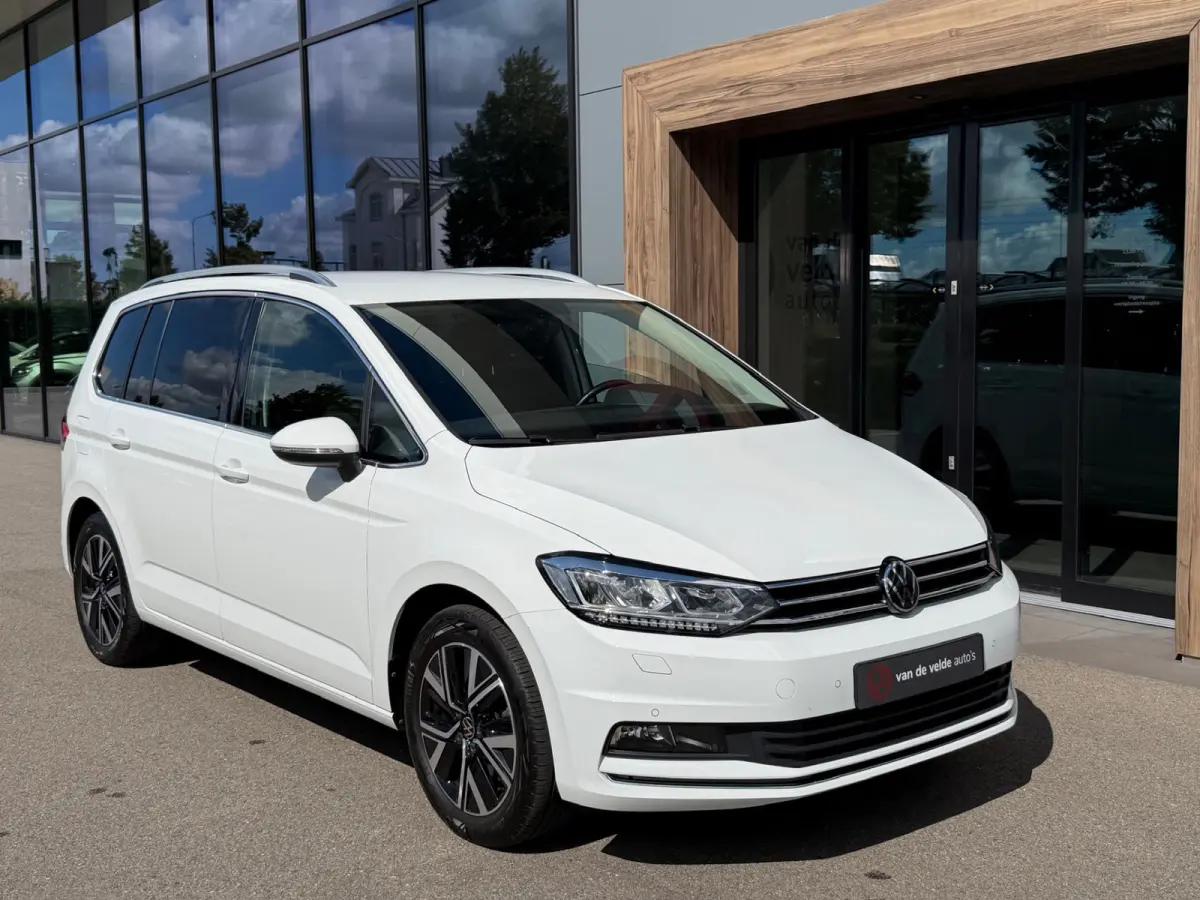 1.5 TSI 150pk Highline | Trekhaak | Led | Carplay | 17 Inch | Rijklaar incl. garantie