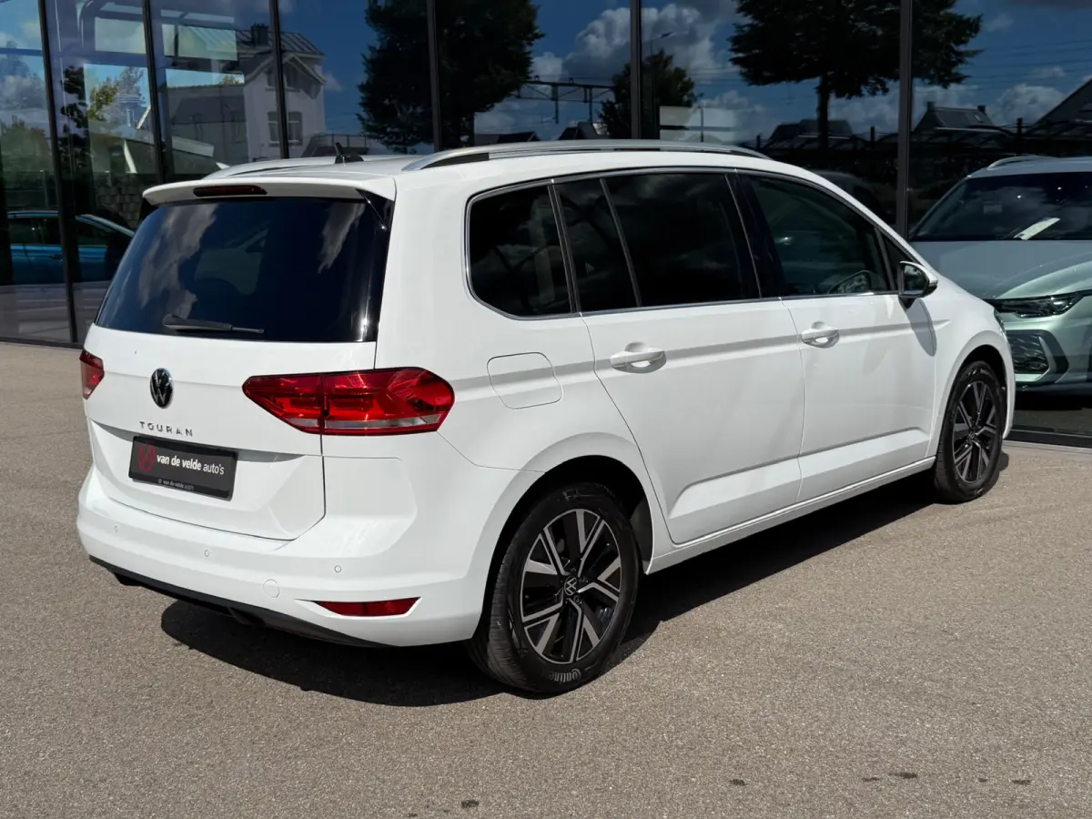 1.5 TSI 150pk Highline | Trekhaak | Led | Carplay | 17 Inch | Rijklaar incl. garantie