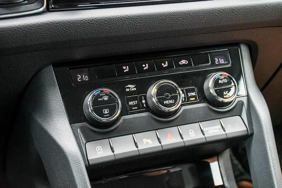 1.4 TSI Style Business 7p 7 persoons Trekhaak