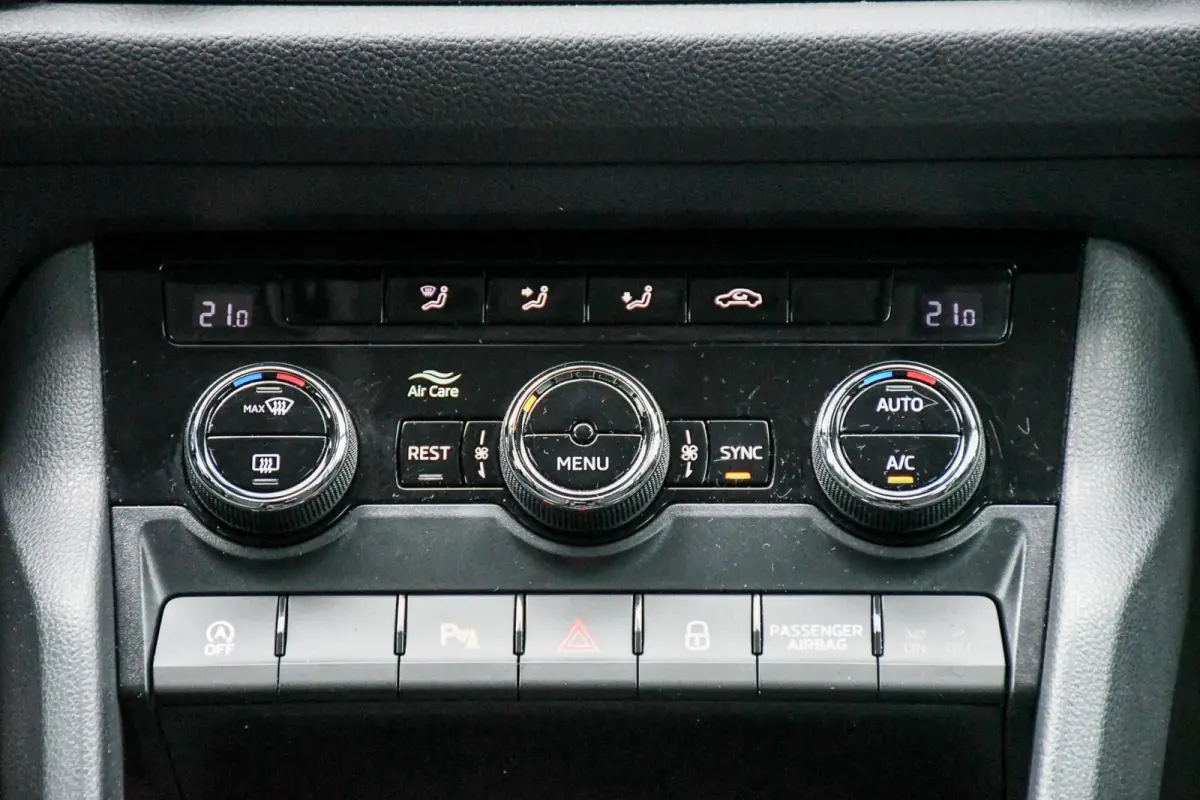 1.4 TSI Style Business 7p 7 persoons Trekhaak